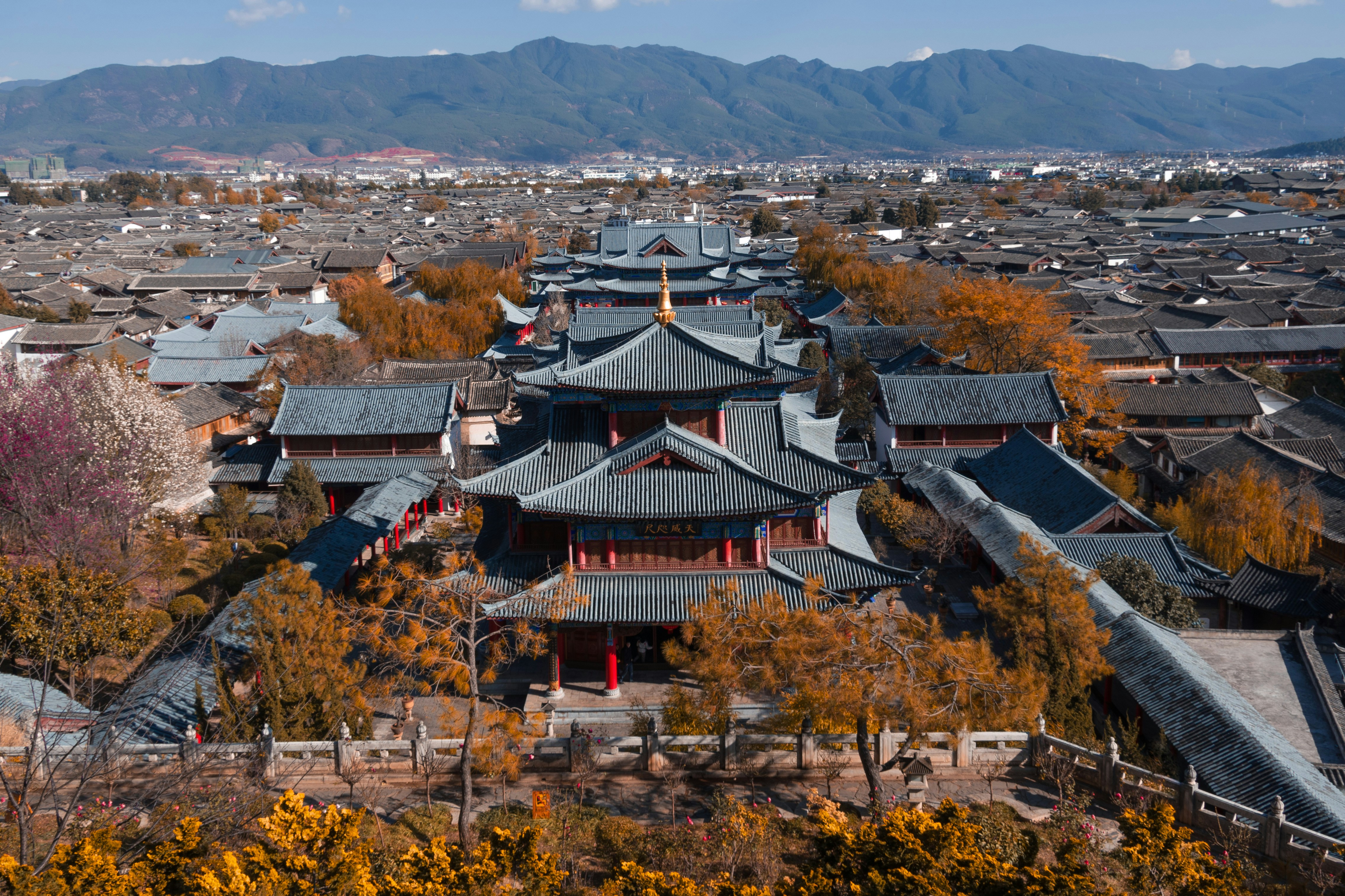 Photo by rayzhou