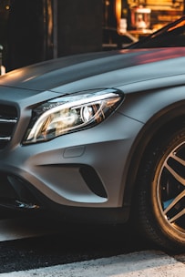 macro photography of gray Mercedes-Benz S-Class