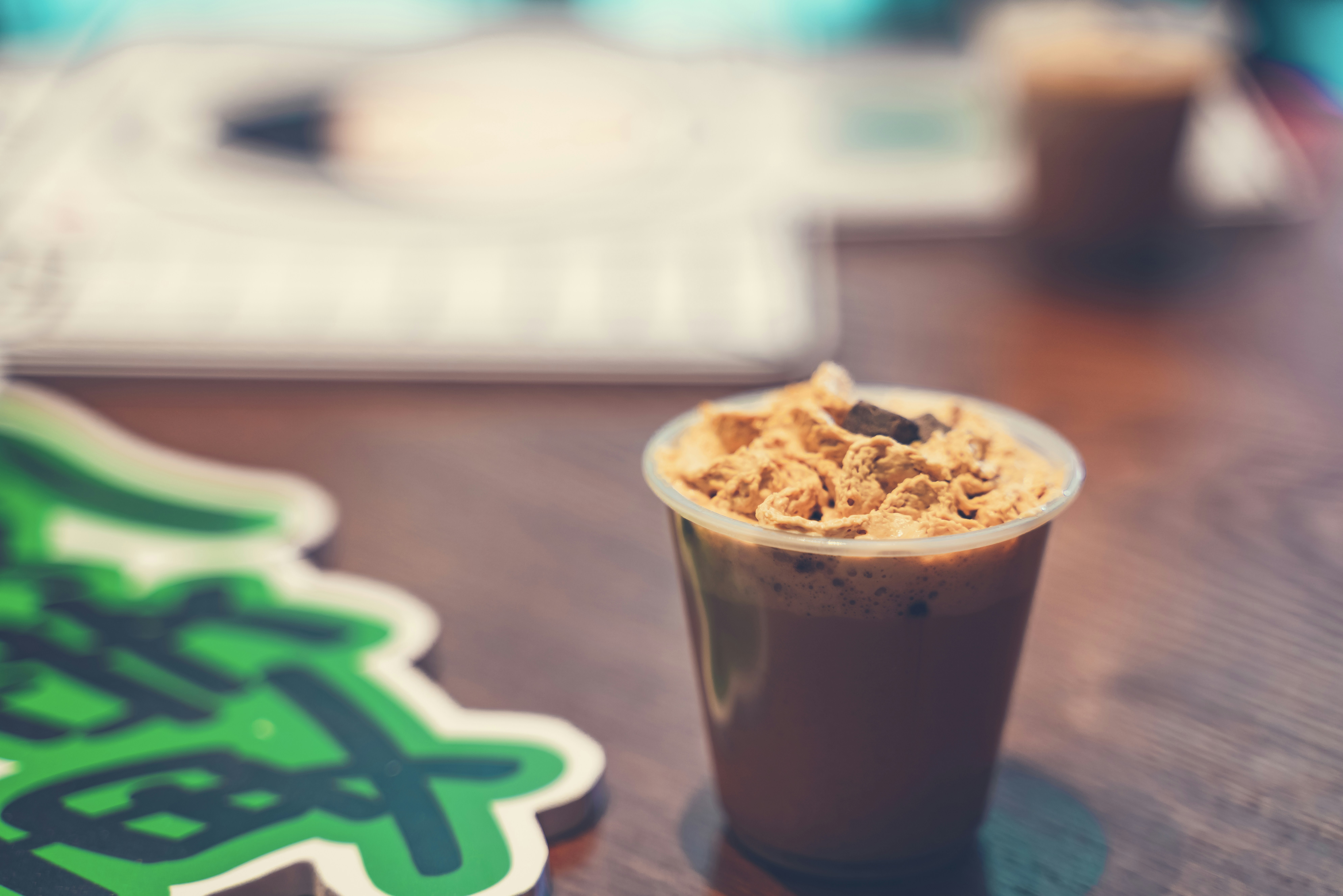 Plastic cup photo – Free Wuxi Image on Unsplash