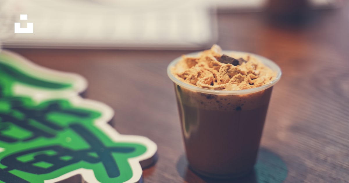 Plastic cup photo – Free Wuxi Image on Unsplash