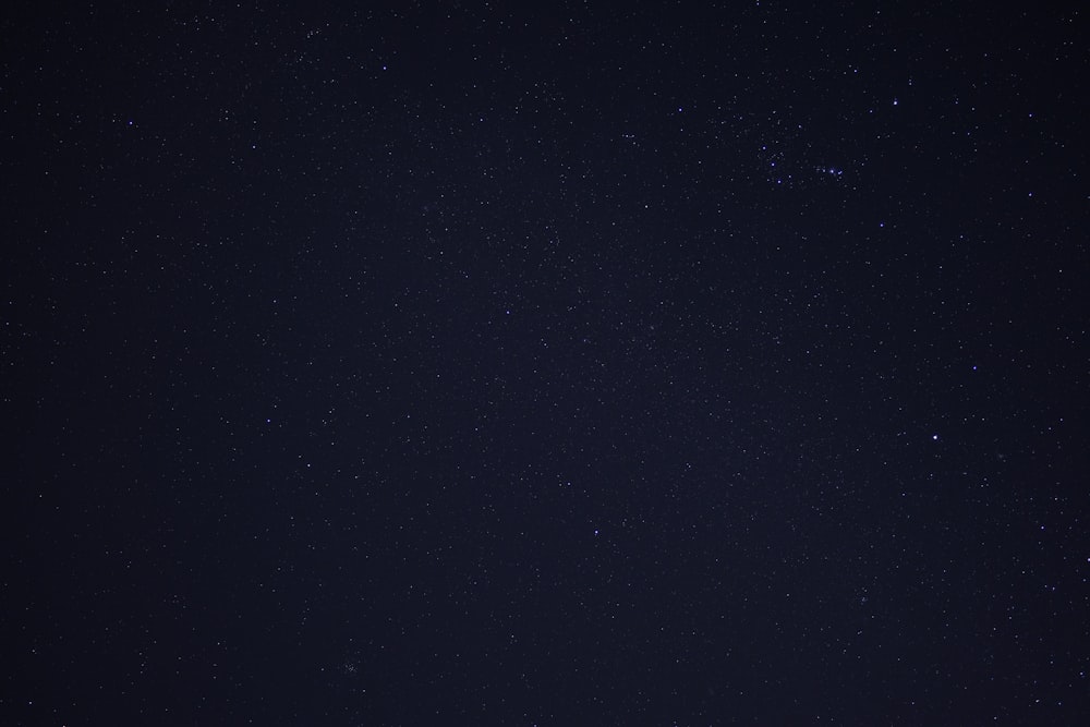 Cielo de galaxias negras