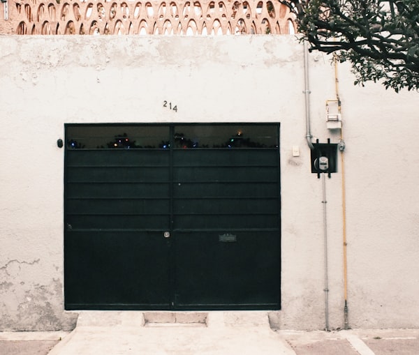 Telescopic Garden Gate