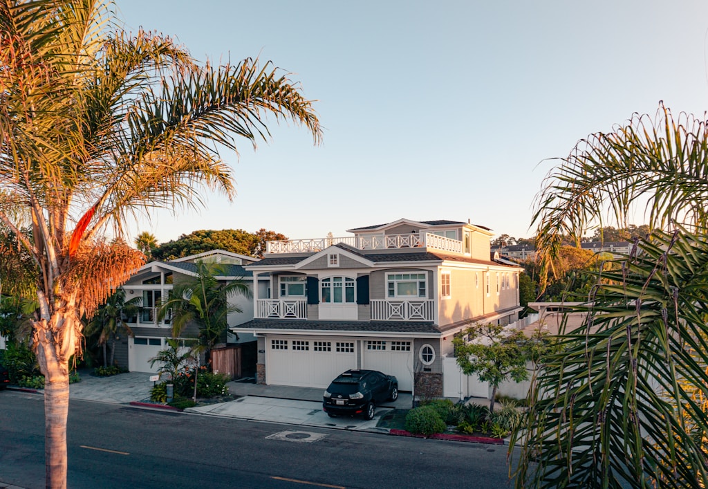 Sunlit Orlando Home
