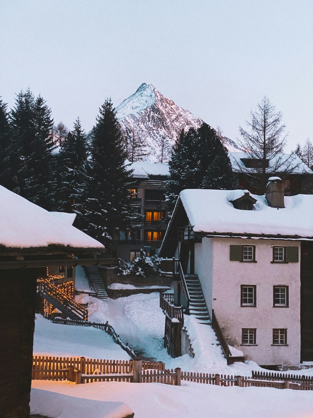 snow-capped mountain during daytime