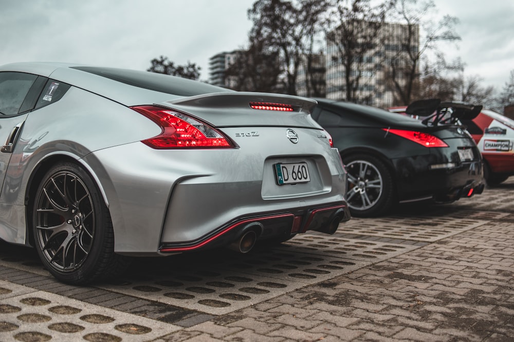 shallow focus photo of silver car