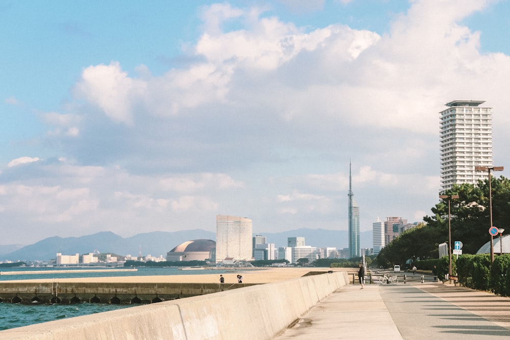 cityscape during daytime