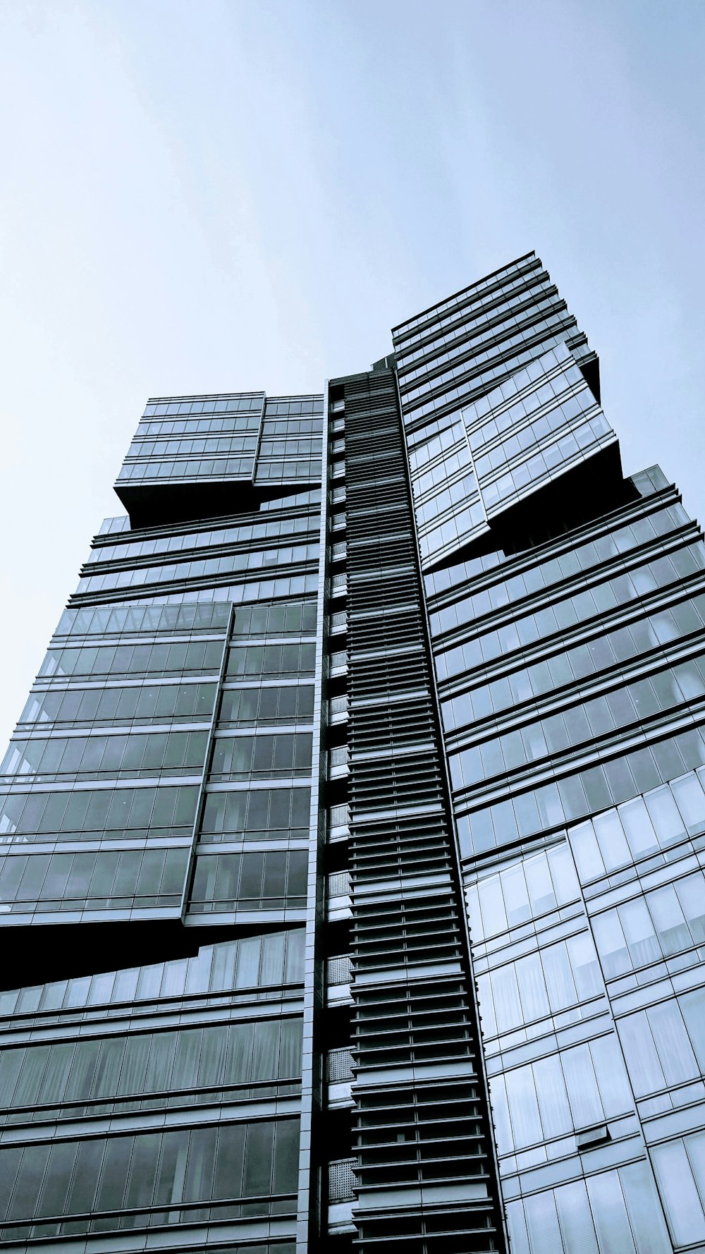 gusano ver foto del edificio azul