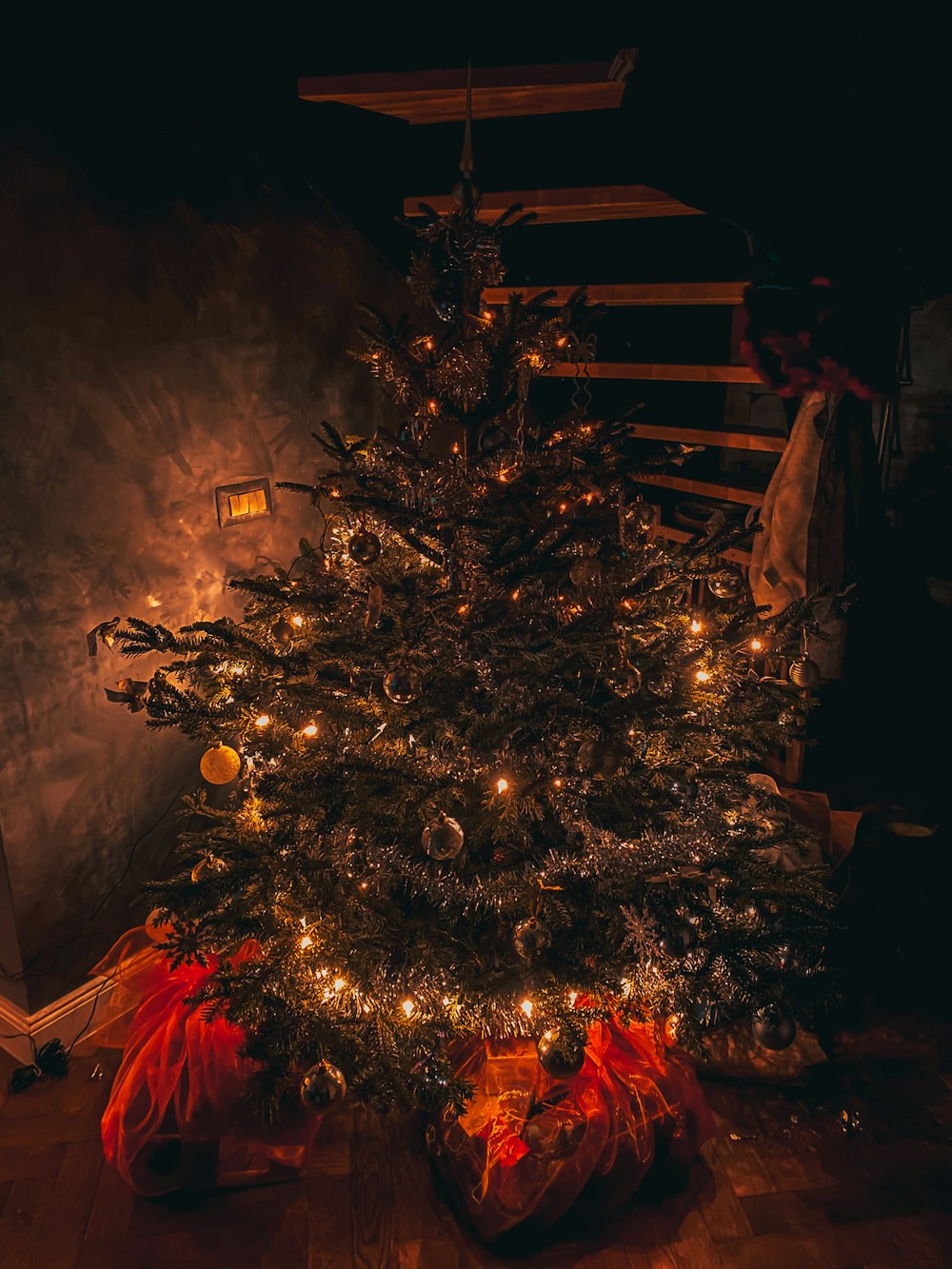 lighted green and yellow Christmas tree