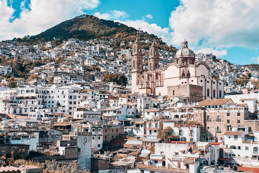 edificios durante el día