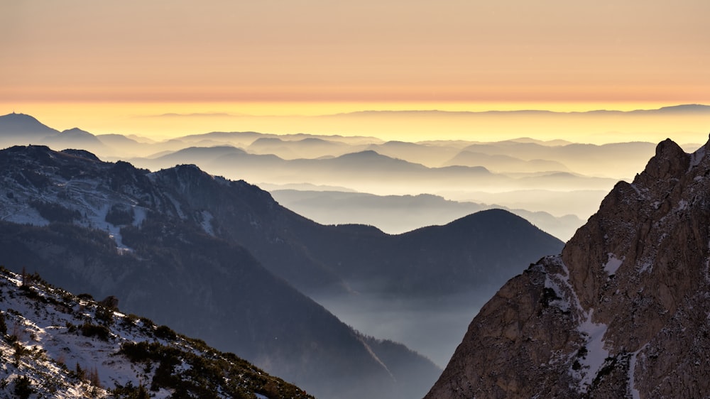 Montagne durante l'ora d'oro