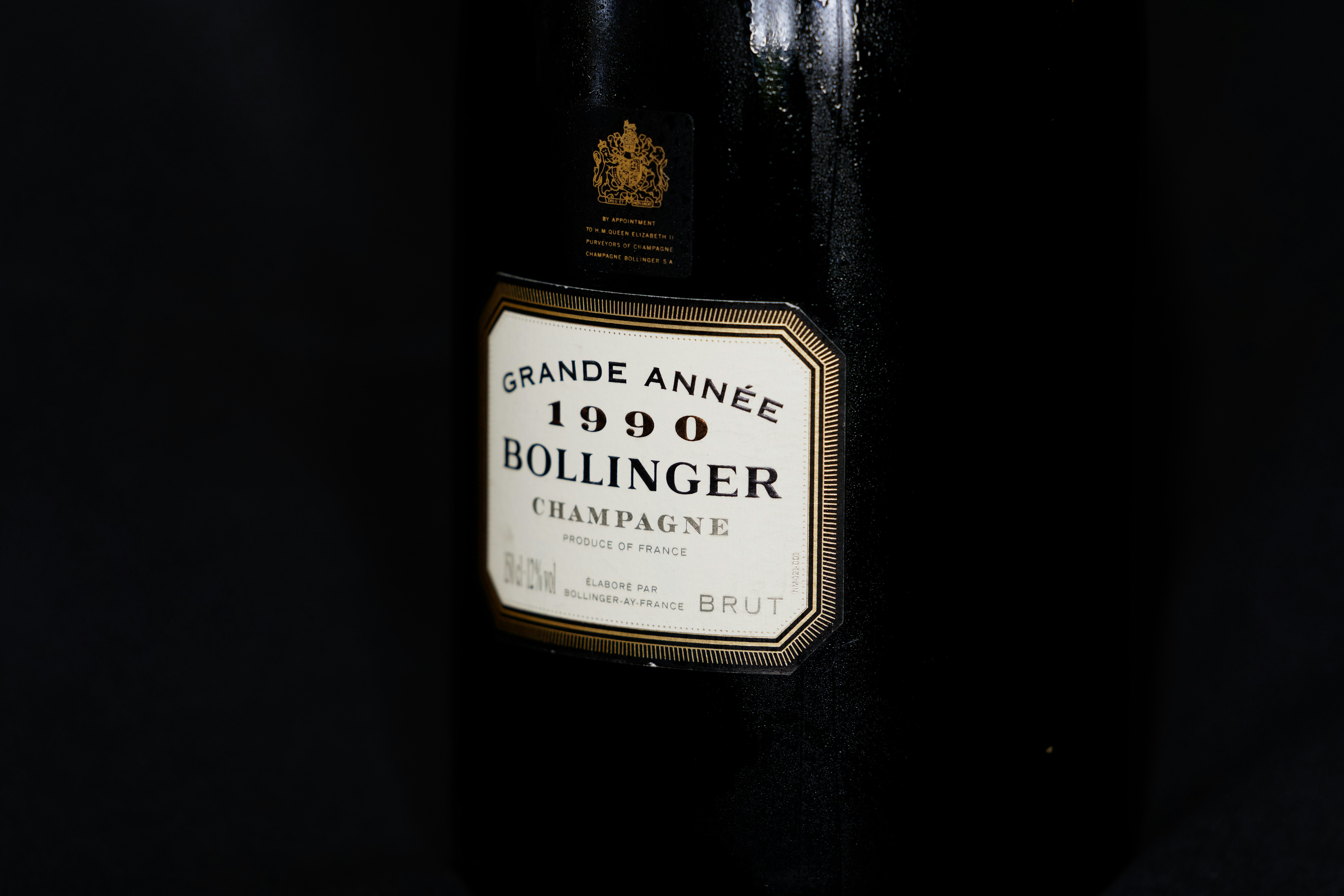 the lable on a 1990 magnum of Bollinger champagne brut, a Grende Annee..