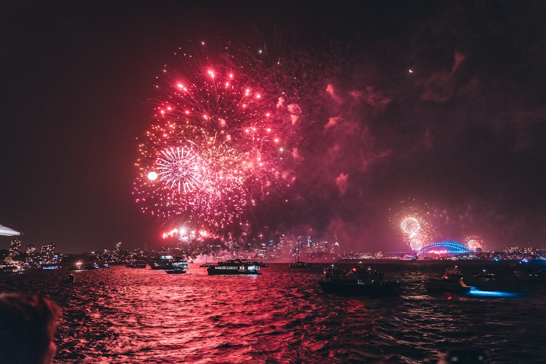 time-lapse photography of fireworks in the sky during nighttime