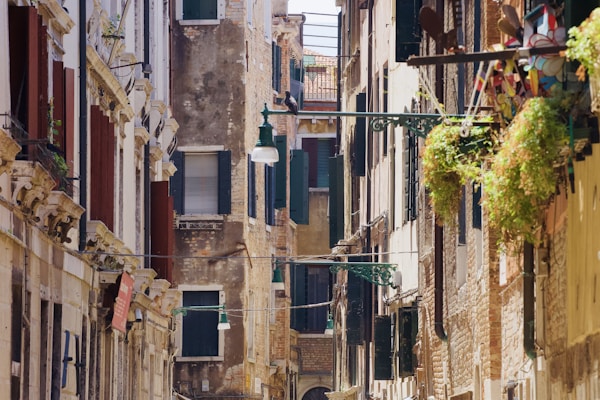 Exploring Mestre: A Comprehensive Travel Guide