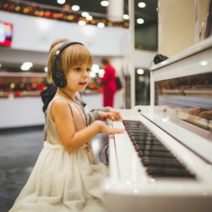 girl playing piano