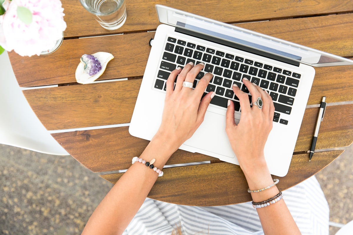 3 helpful tools for freelance writers