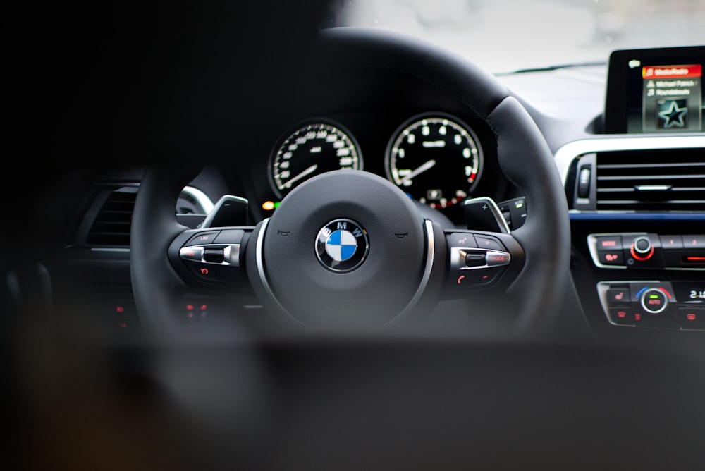 gray BMW vehicle steering wheel