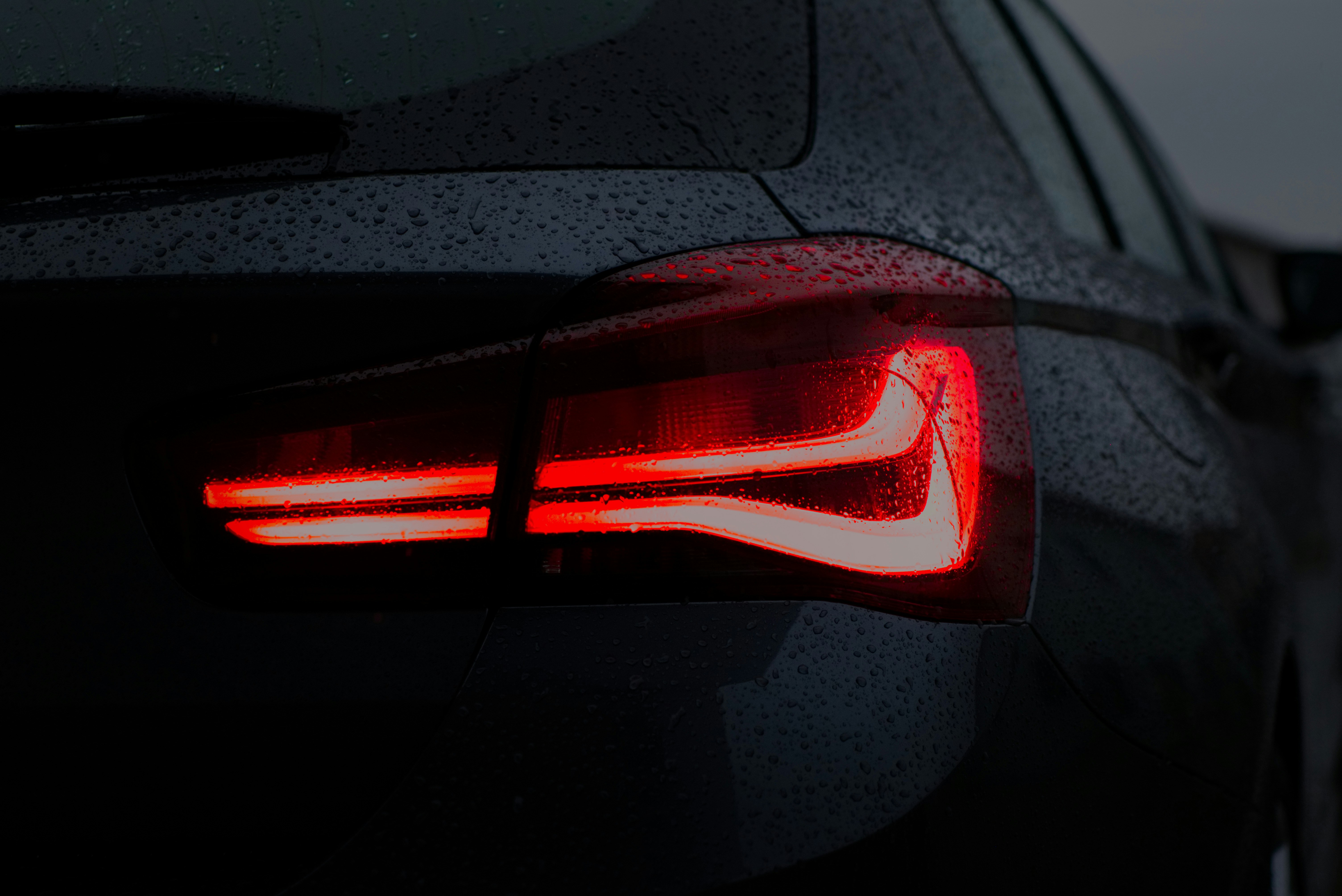 Photo by modernphoto