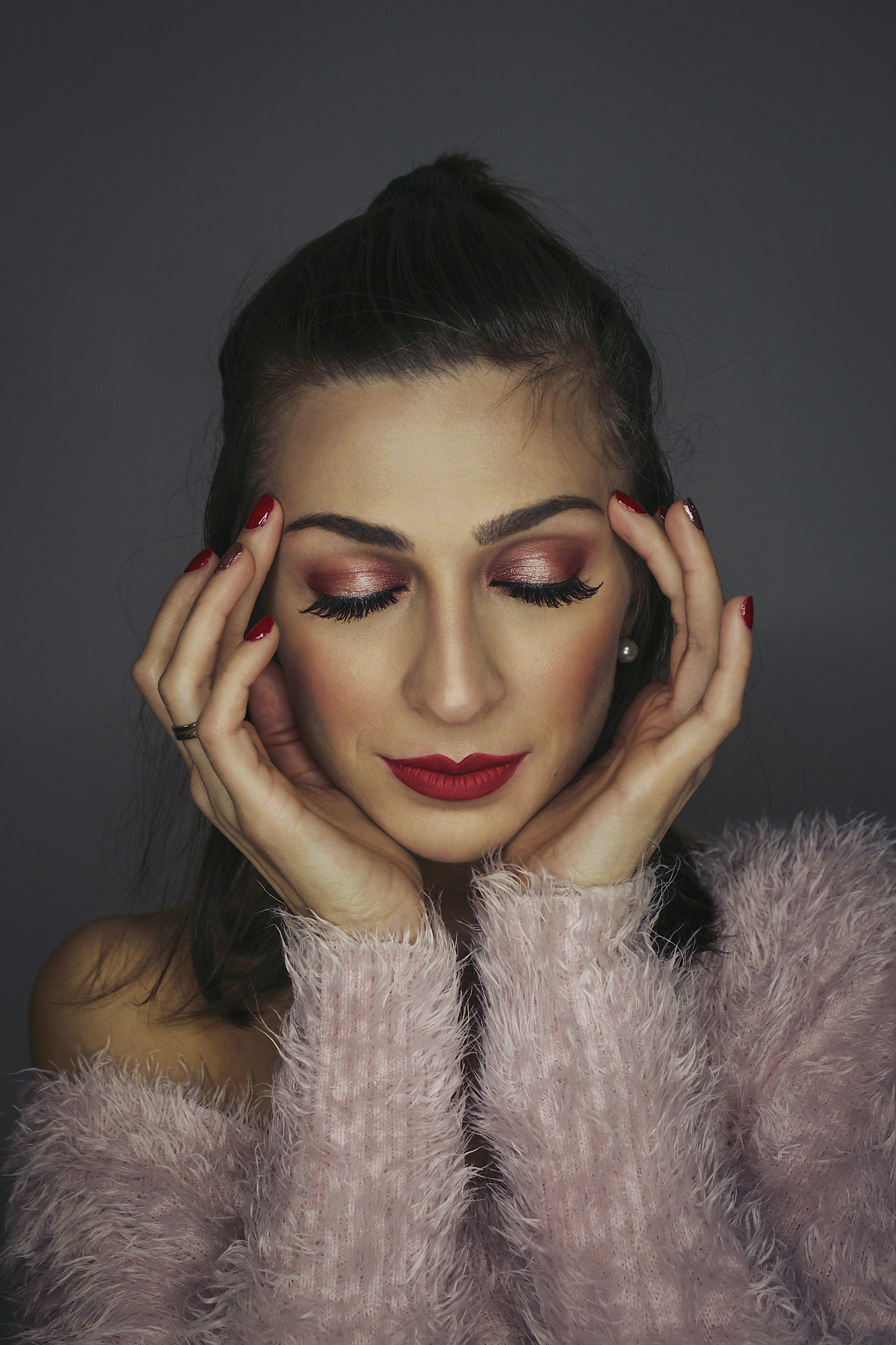 How Do I Choose False Eyelashes That Suit My Personal Style And Preferences?