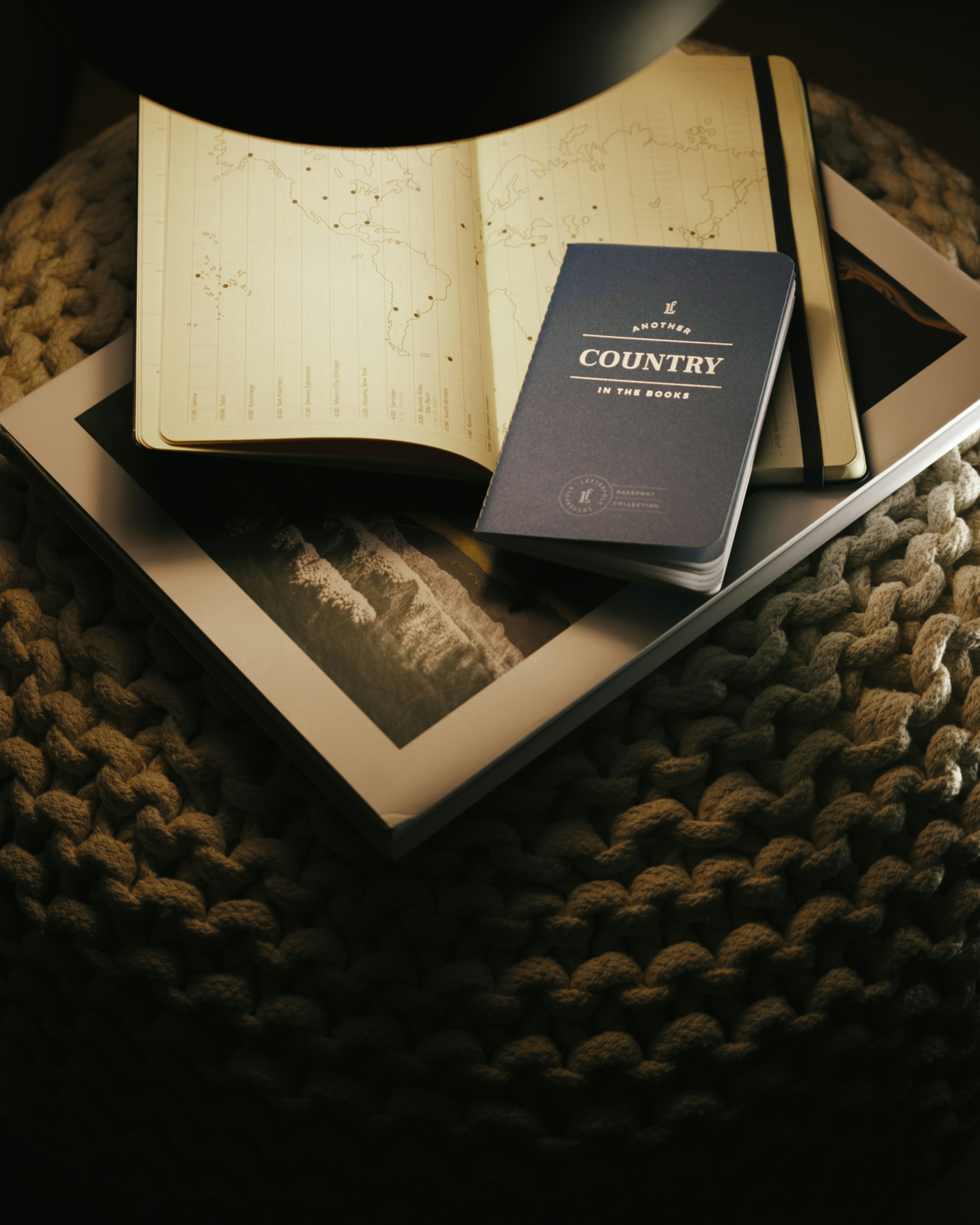 Top 10 Travel Blogs with Beautiful Narration