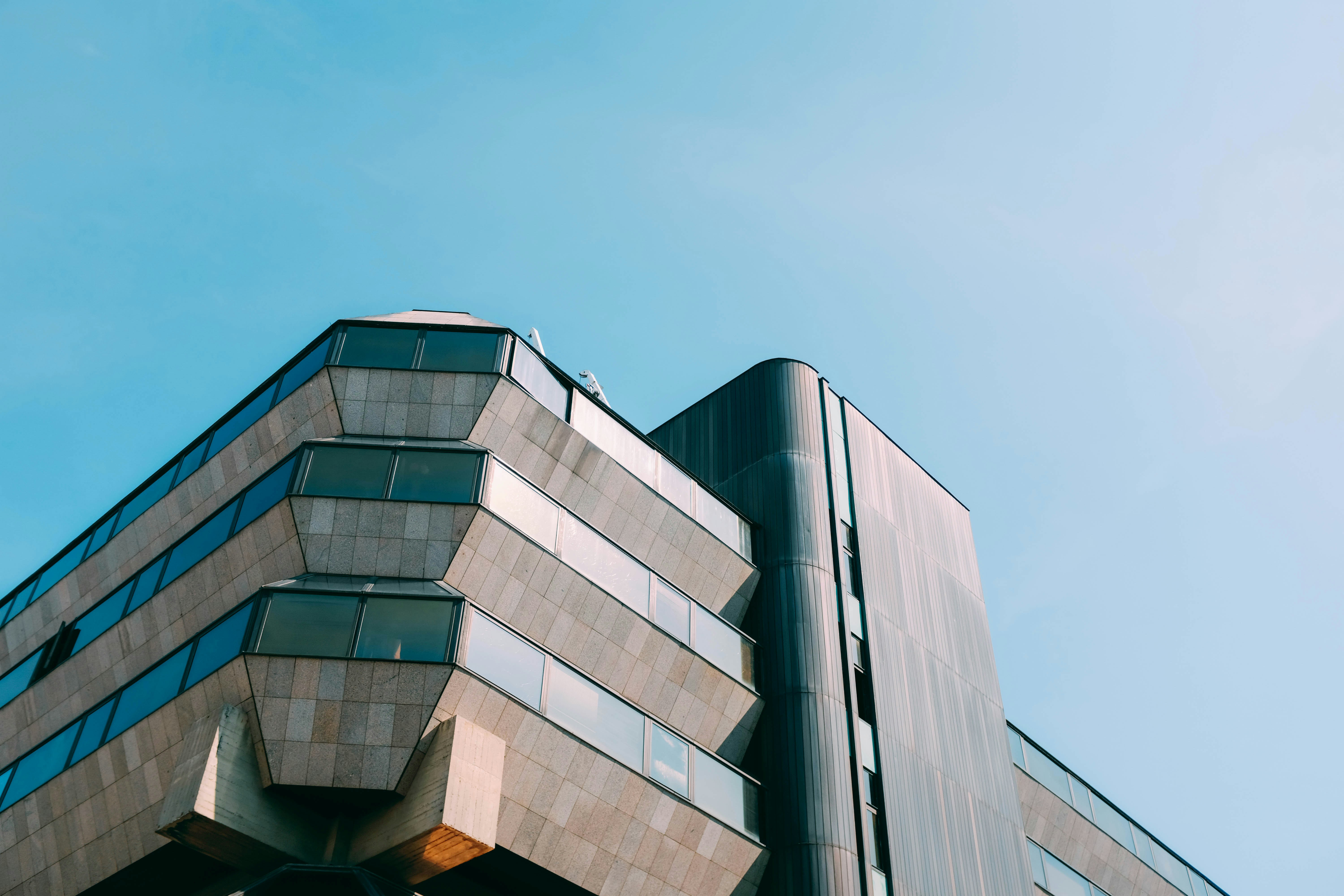 Photo by adrienolichon