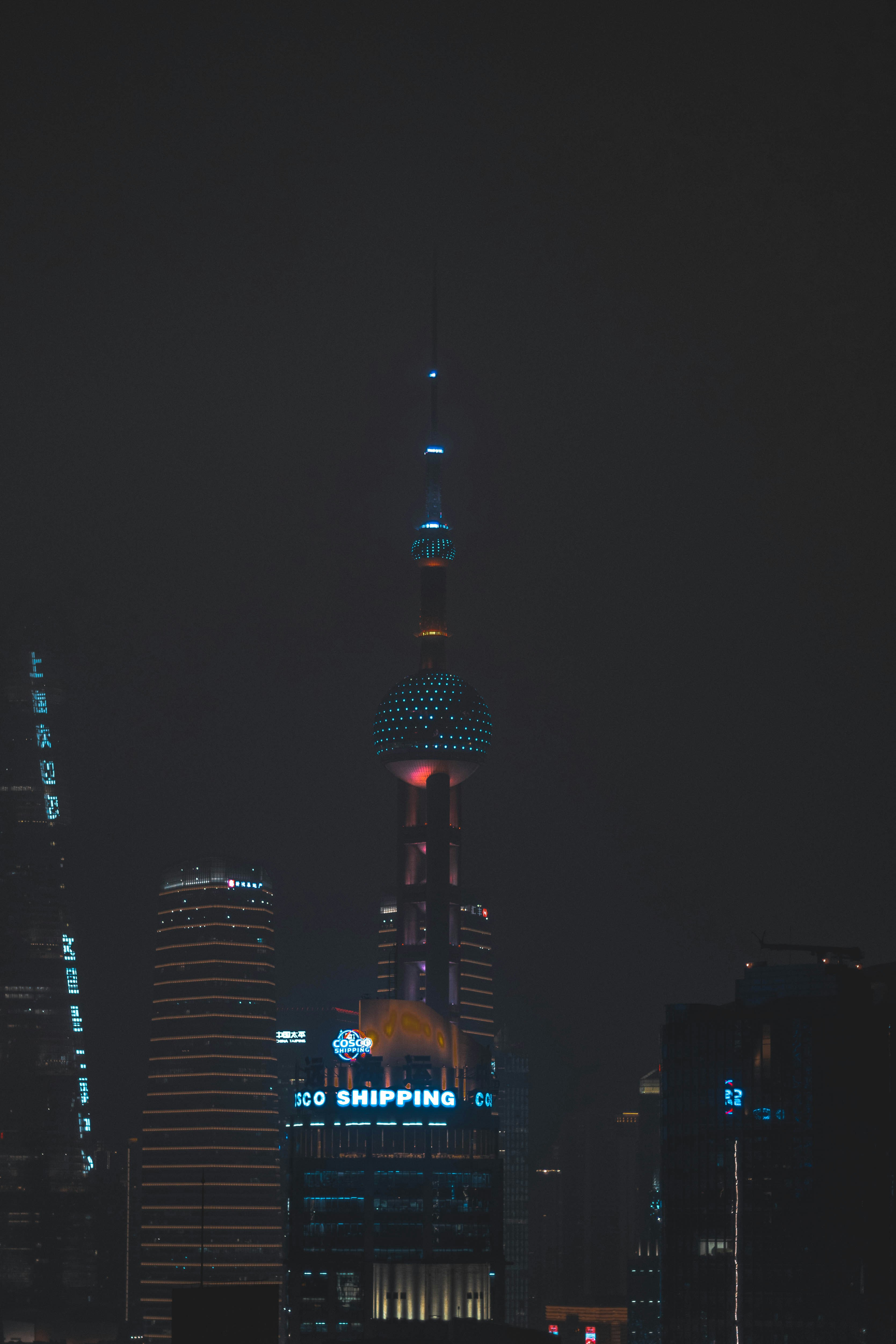 architectural photogrpahy of lighted building