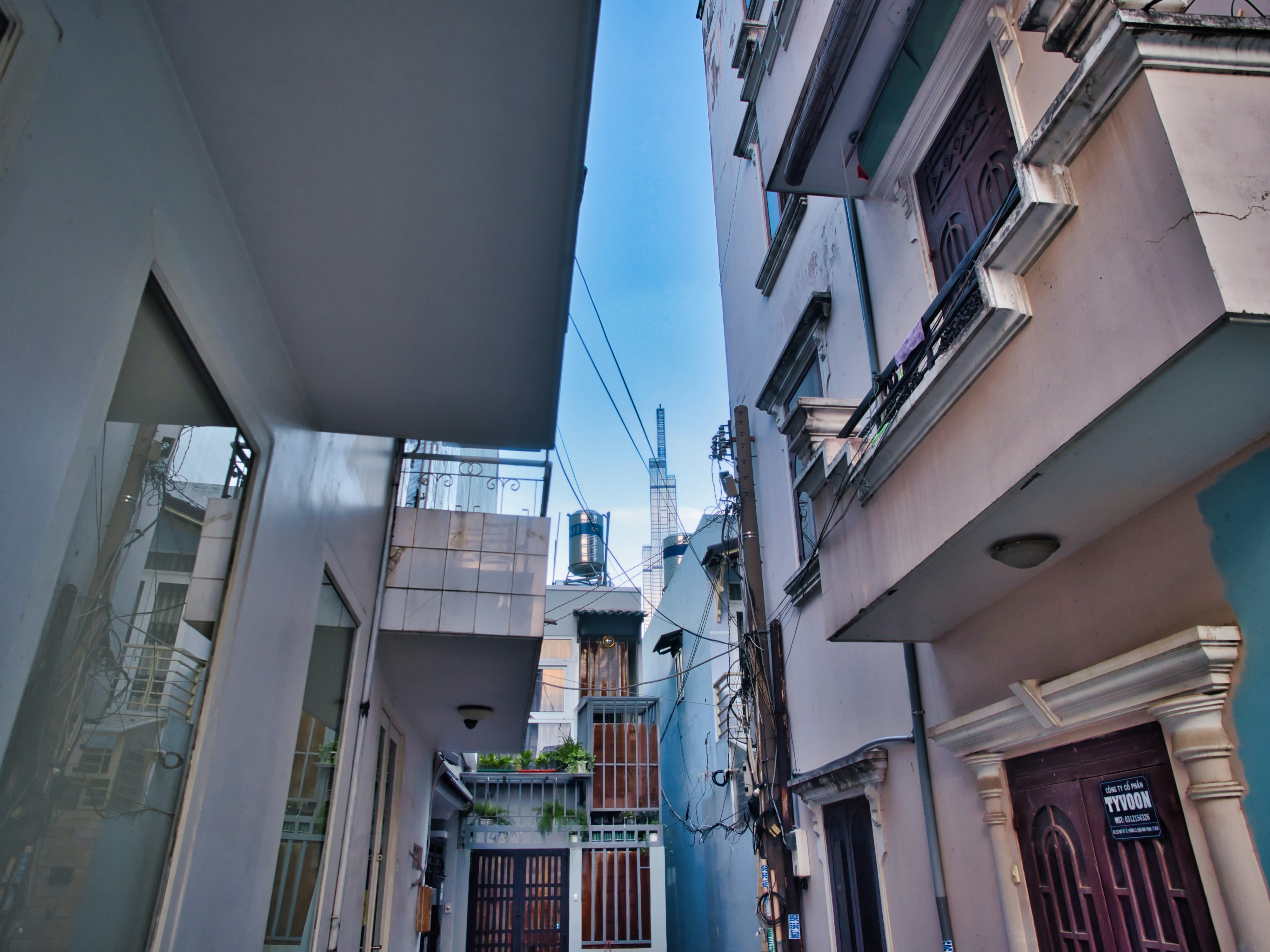 Photo by arkadylukashov