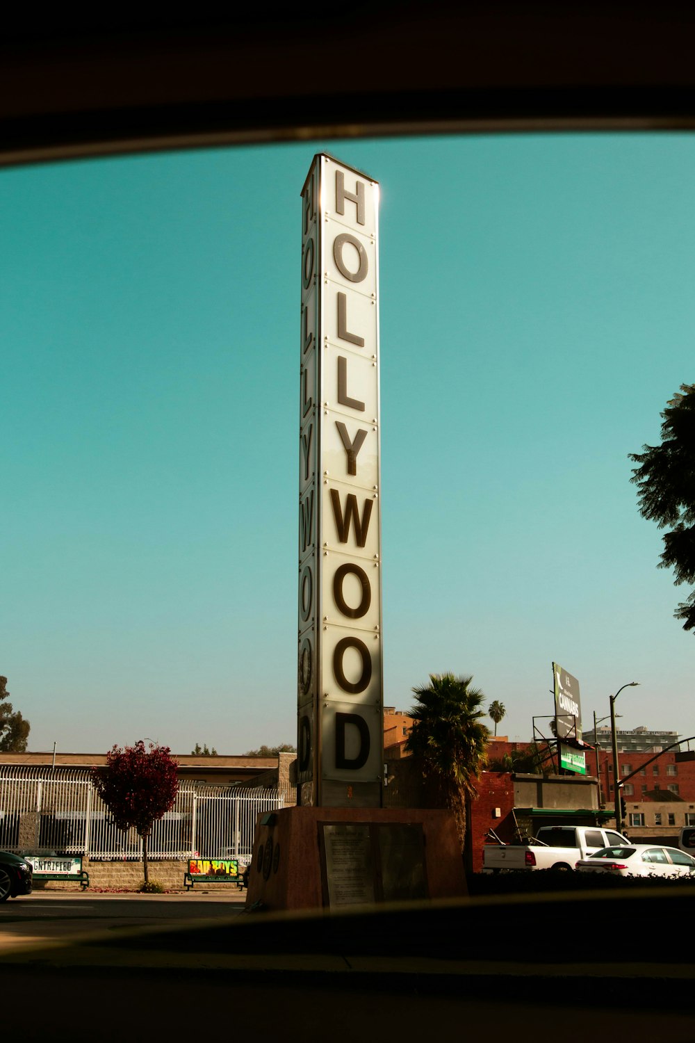 Hollywood signage screenshot