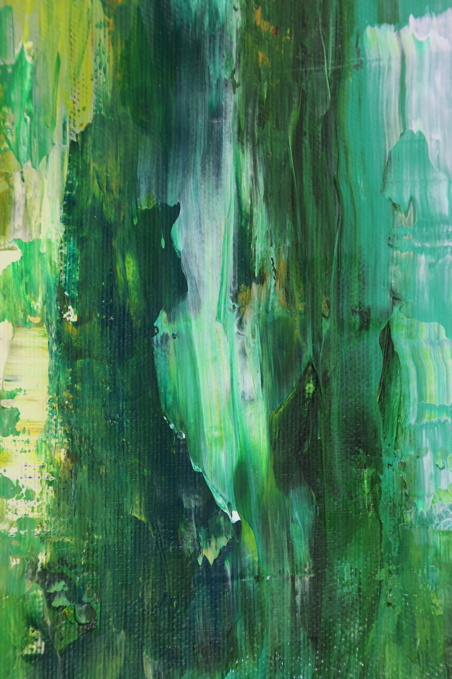 Vertical green painting with white light running down its centre