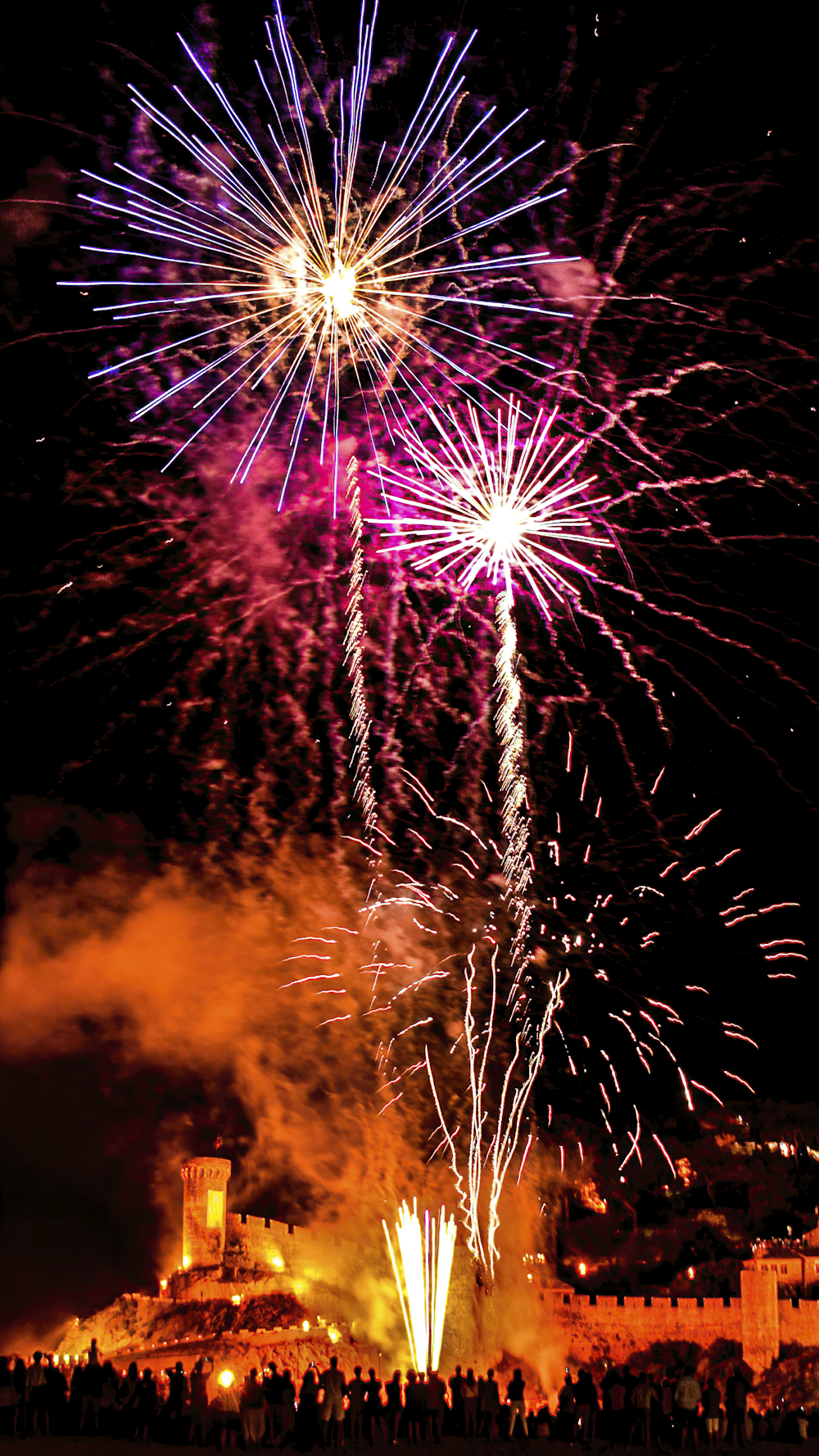 photography of fireworks during nighttime