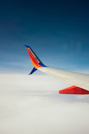 American Airlines, Alaska Airlines, Air France Airlines, Delta Airlines, Eva Airlines, JSX Flights, 