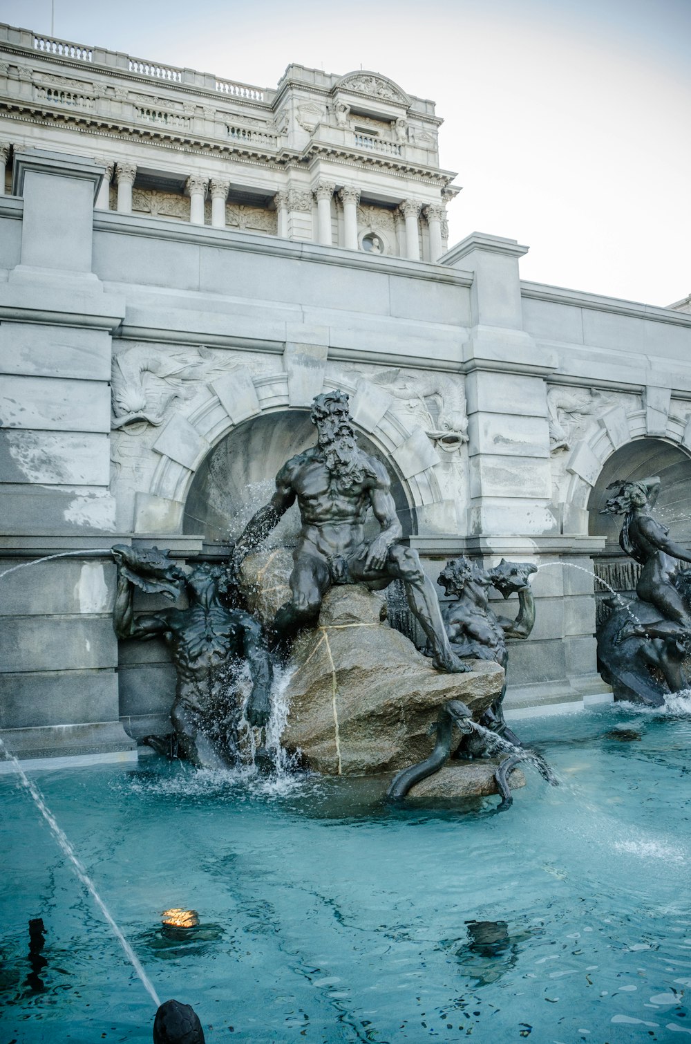 Library of Congress, US statue