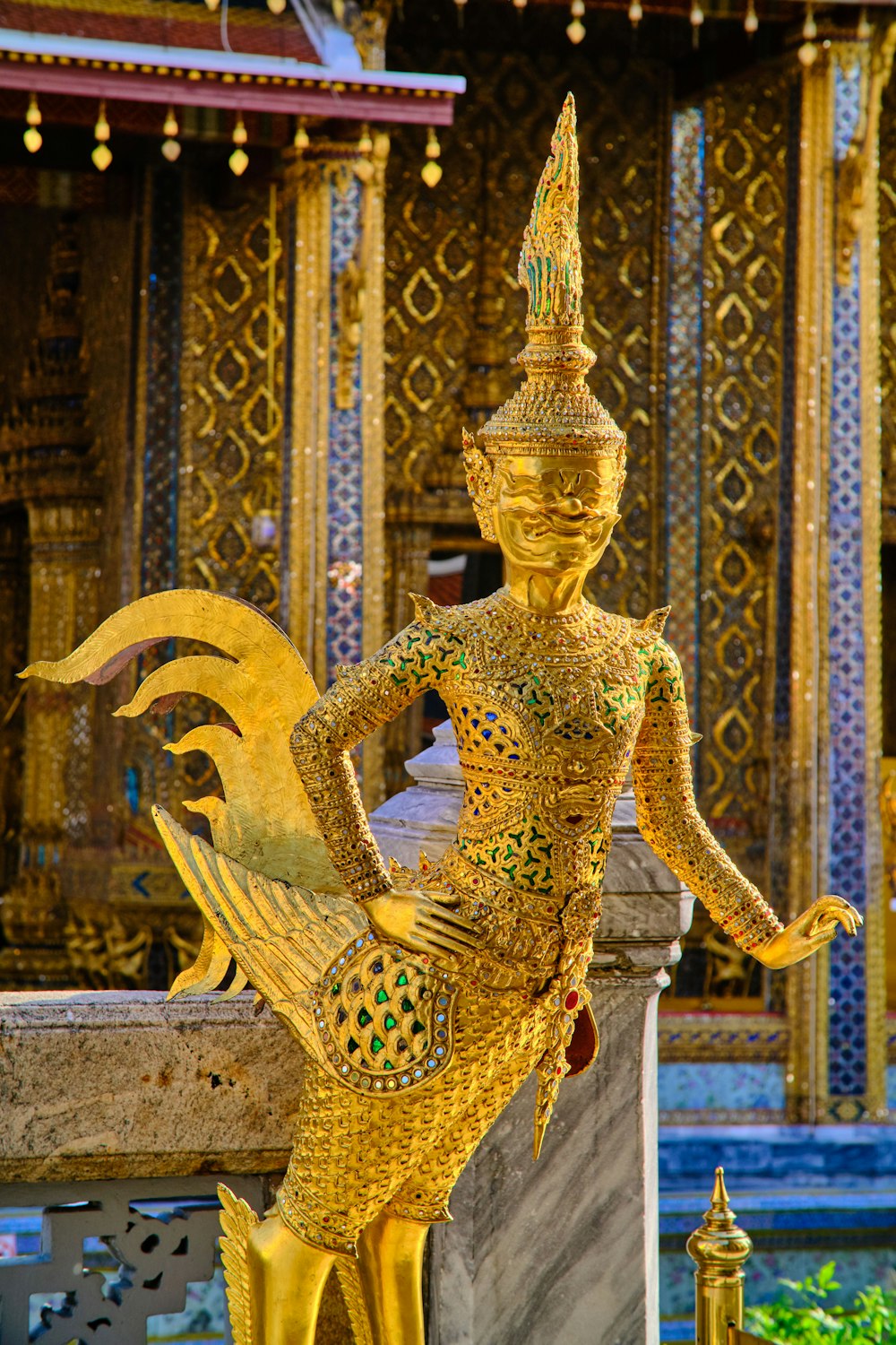 gold Hindu deity statue