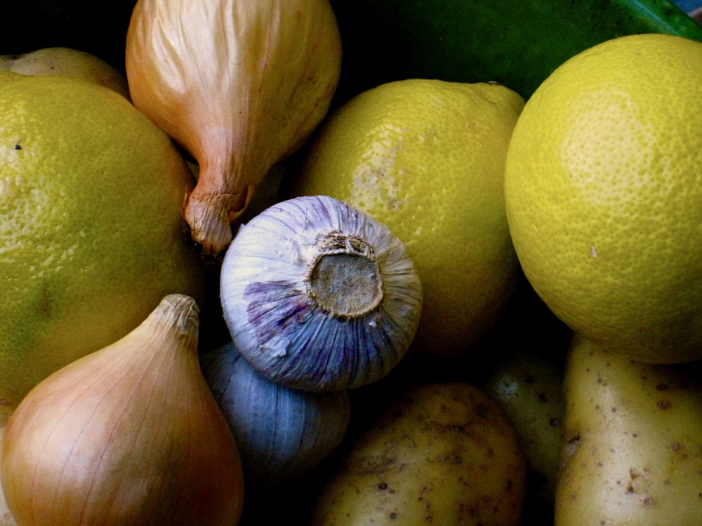 white garlic and lemons