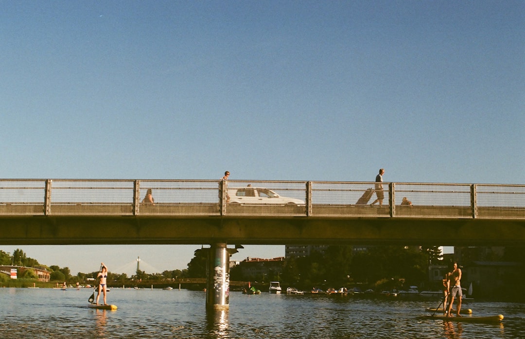 travelers stories about Girder bridge in Alte Donau, Austria
