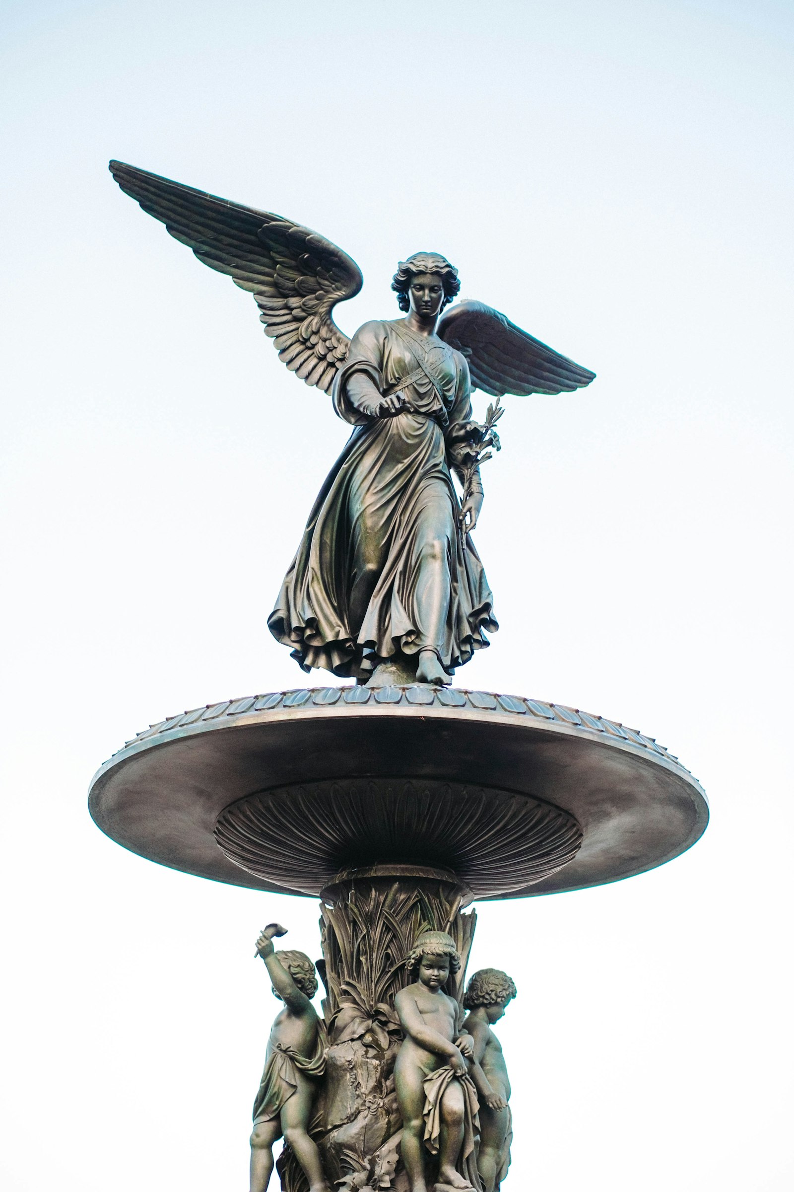 Fujifilm X-T10 + Fujifilm XF 56mm F1.2 R sample photo. Winged woman statue photography