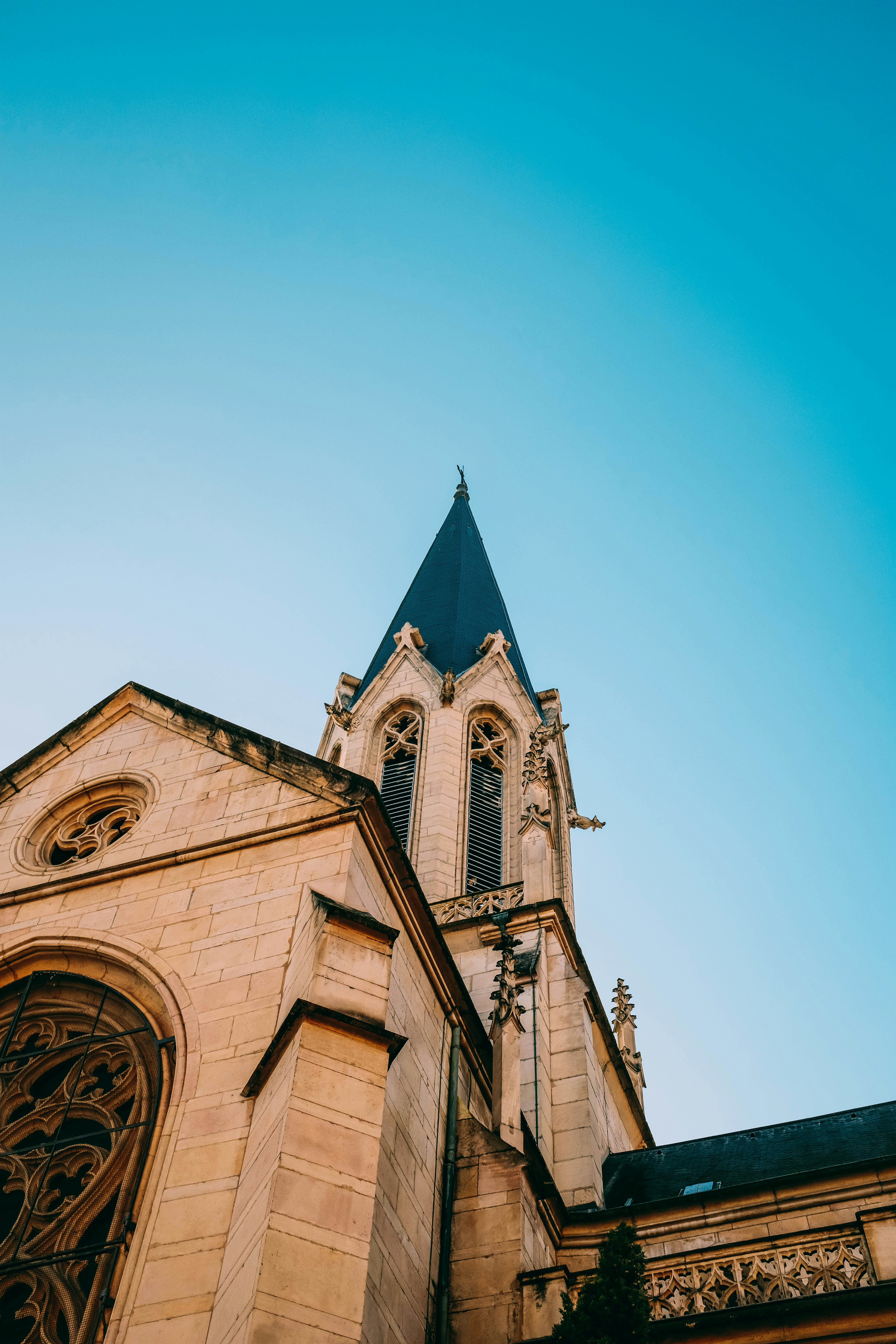 Photo by adrienolichon