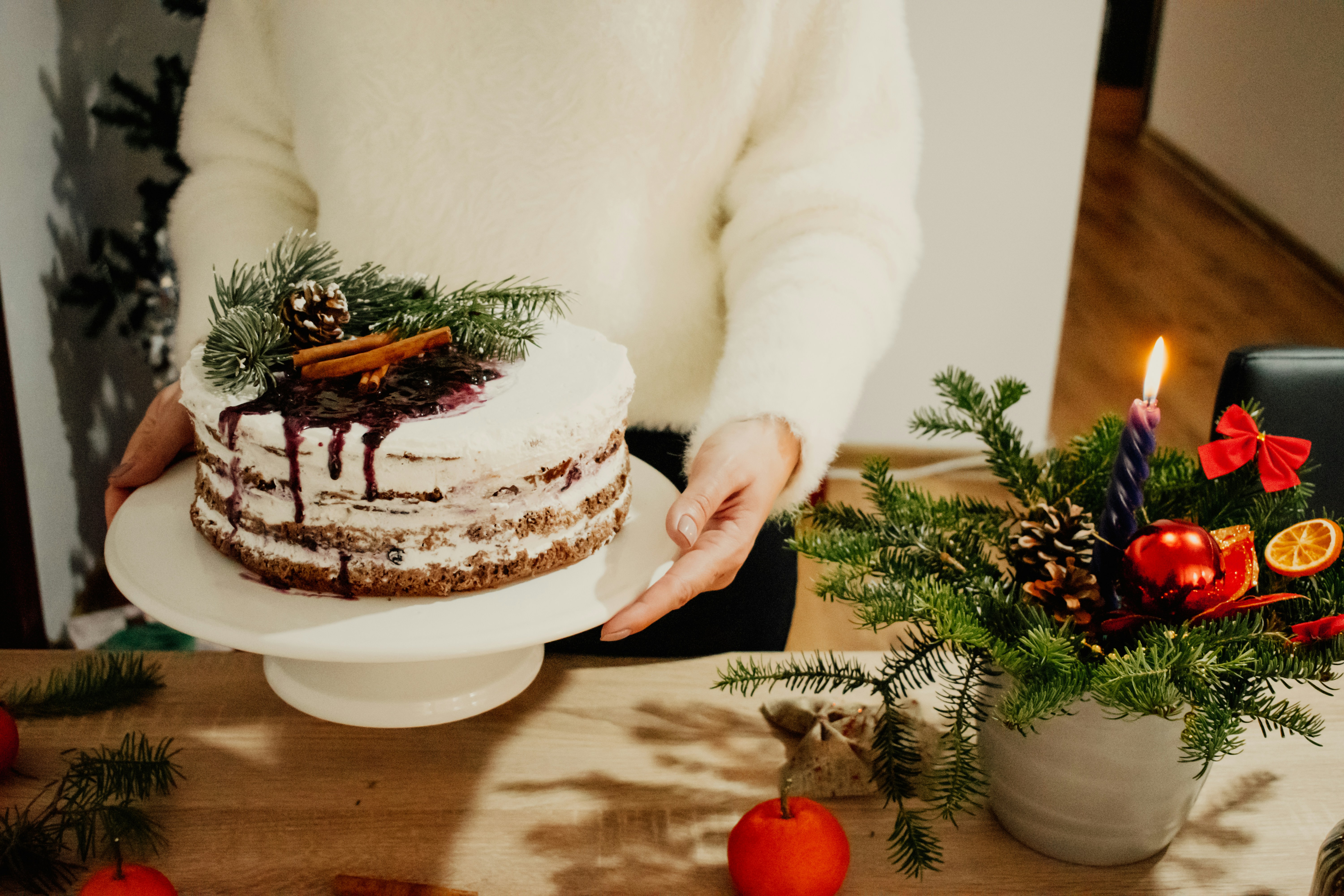 christmas naked cake cozy