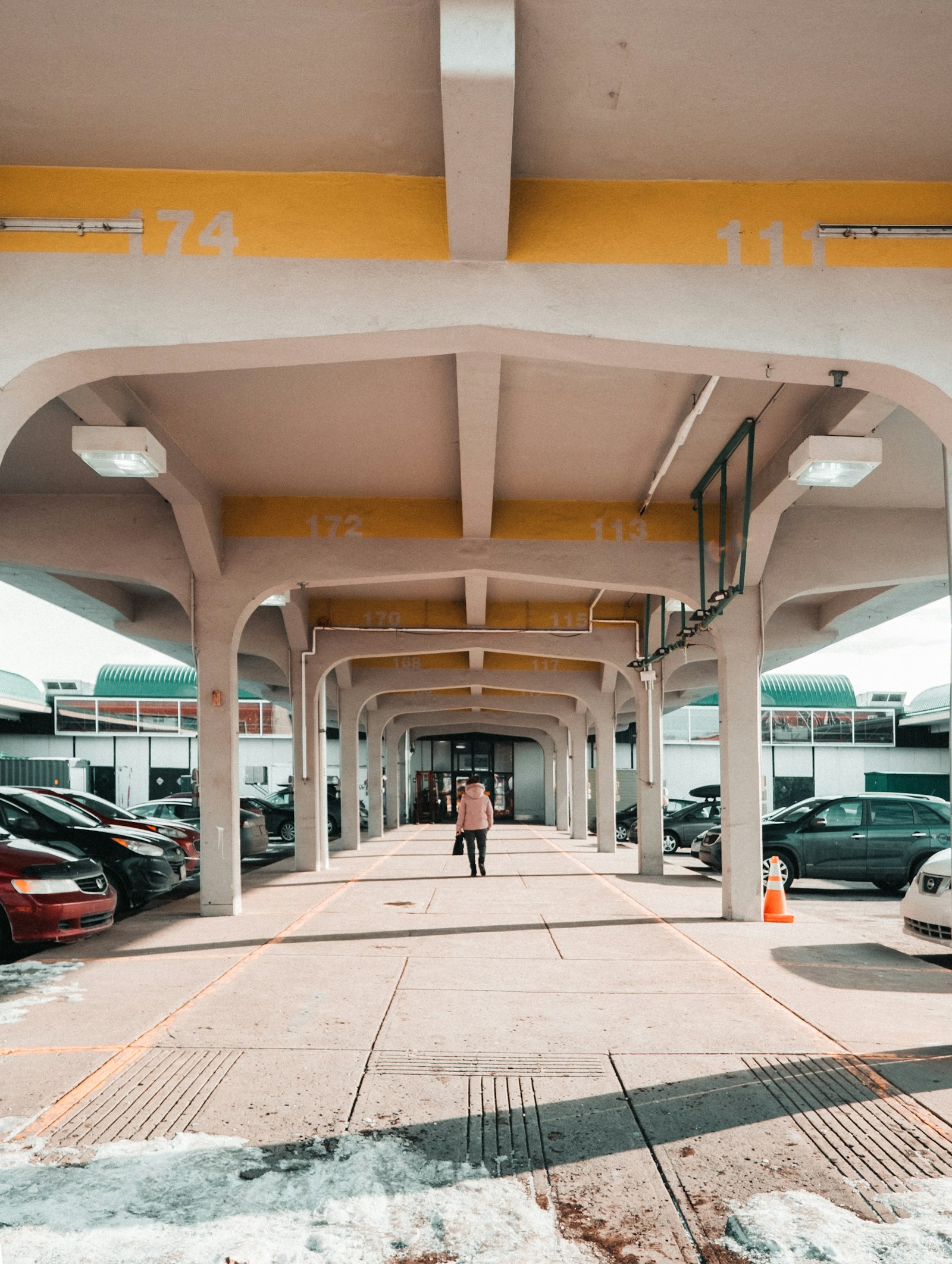 Fujifilm X-T10 + Fujifilm XF 10-24mm F4 R OIS sample photo. Parked car beside alley photography