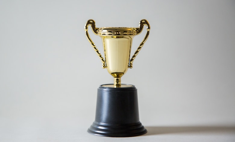 yellow and white trophy