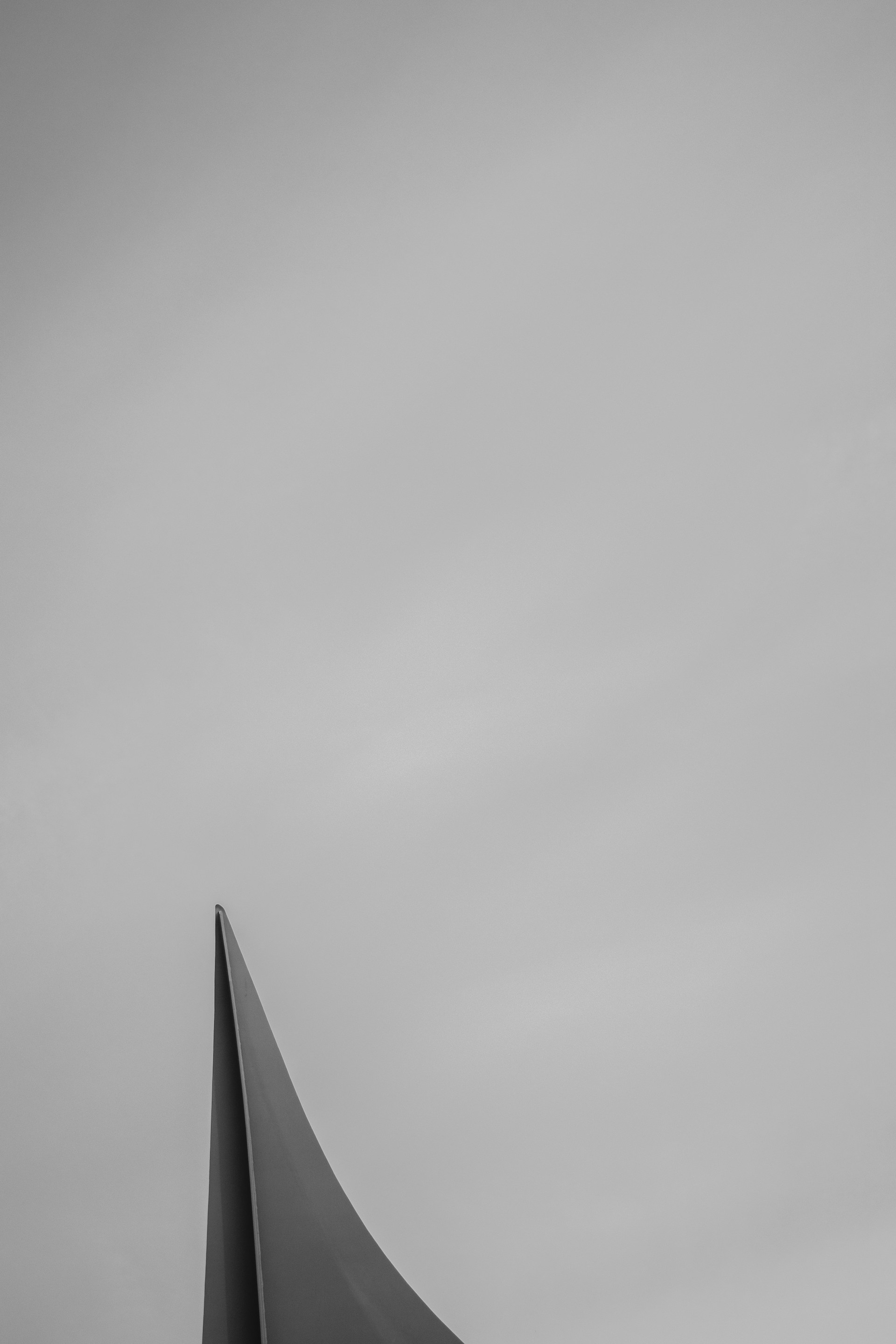 a black and white photo of a sculpture