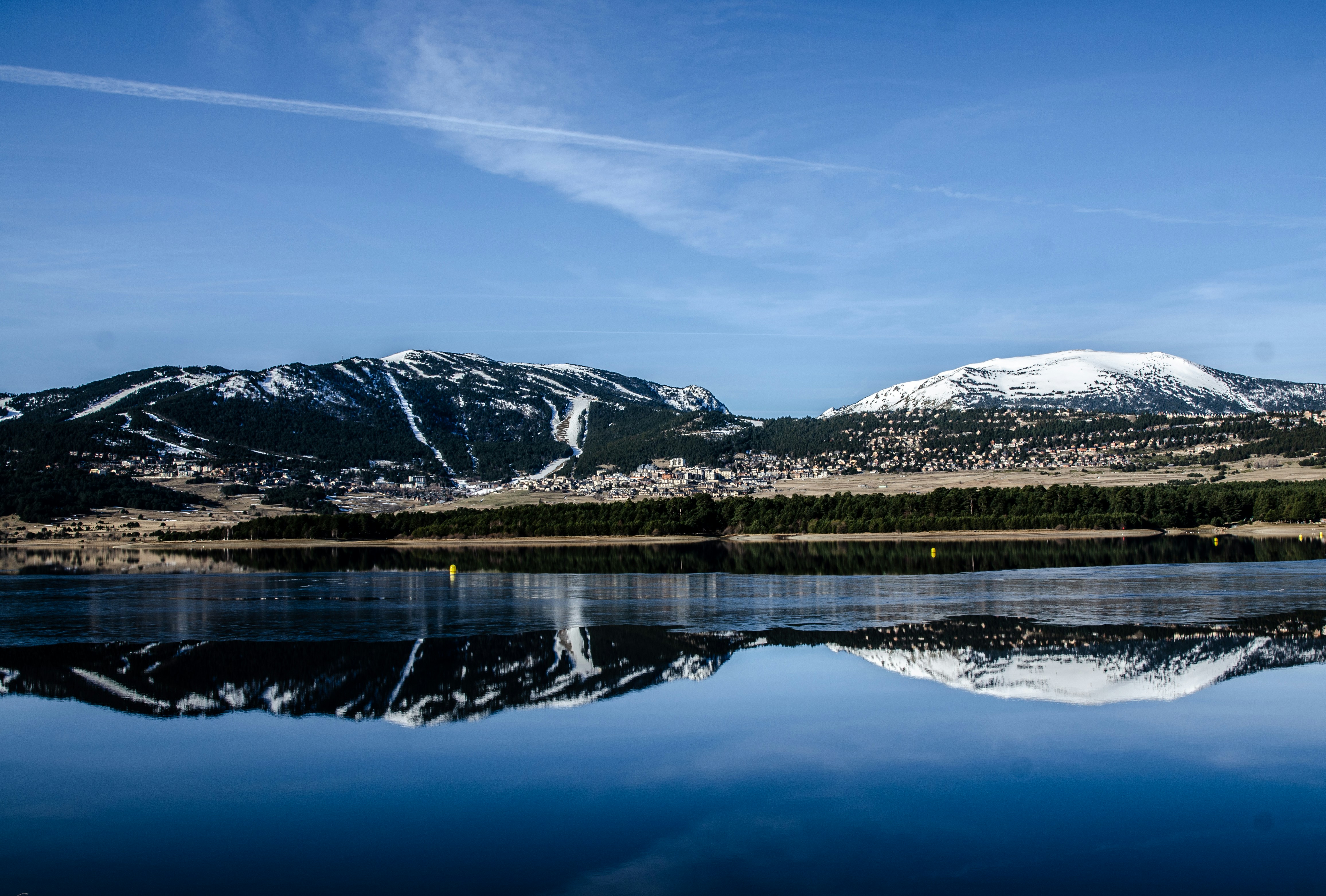 Photo by guillemcotcha