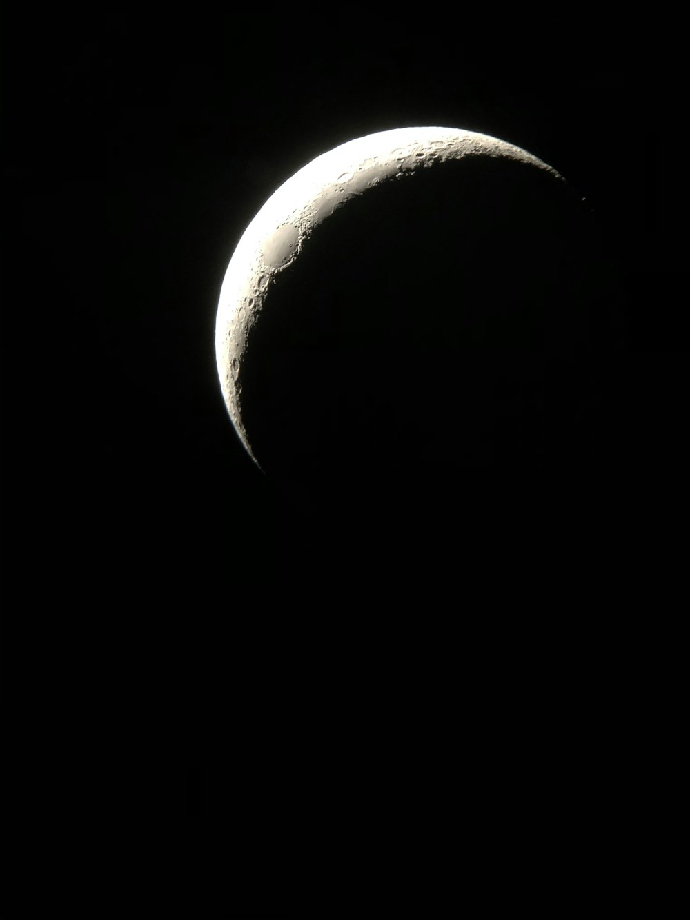half moon during night