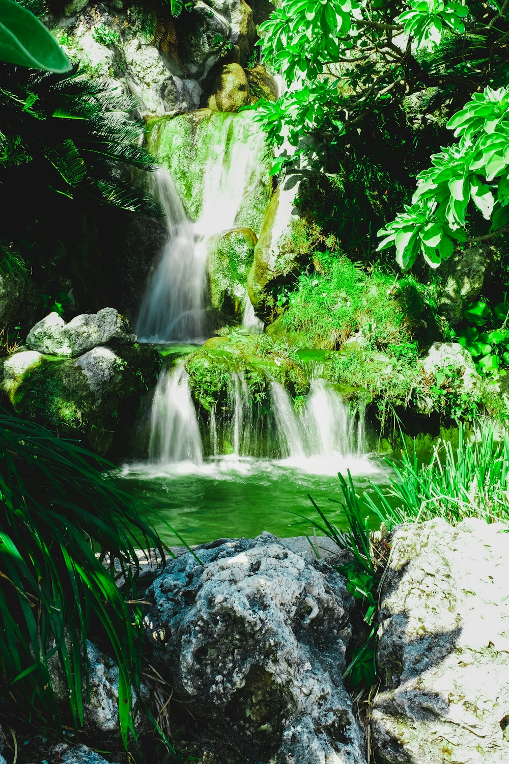 waterfalls during day
