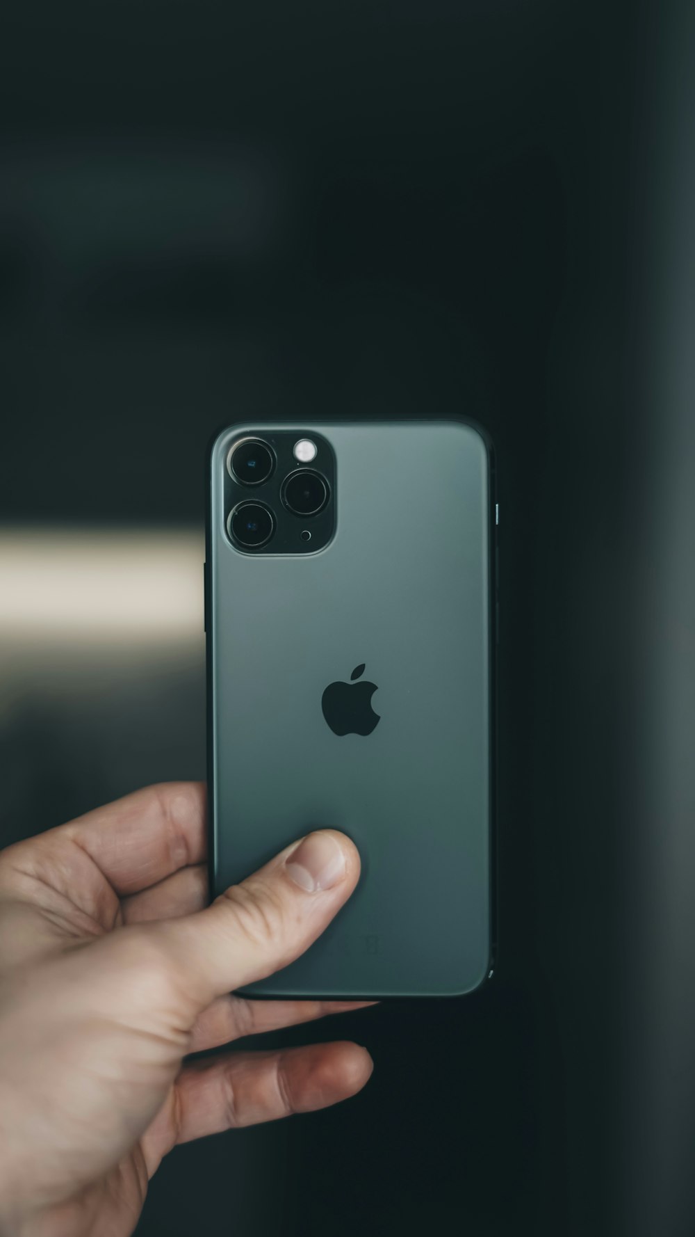 space gray iPhone 11