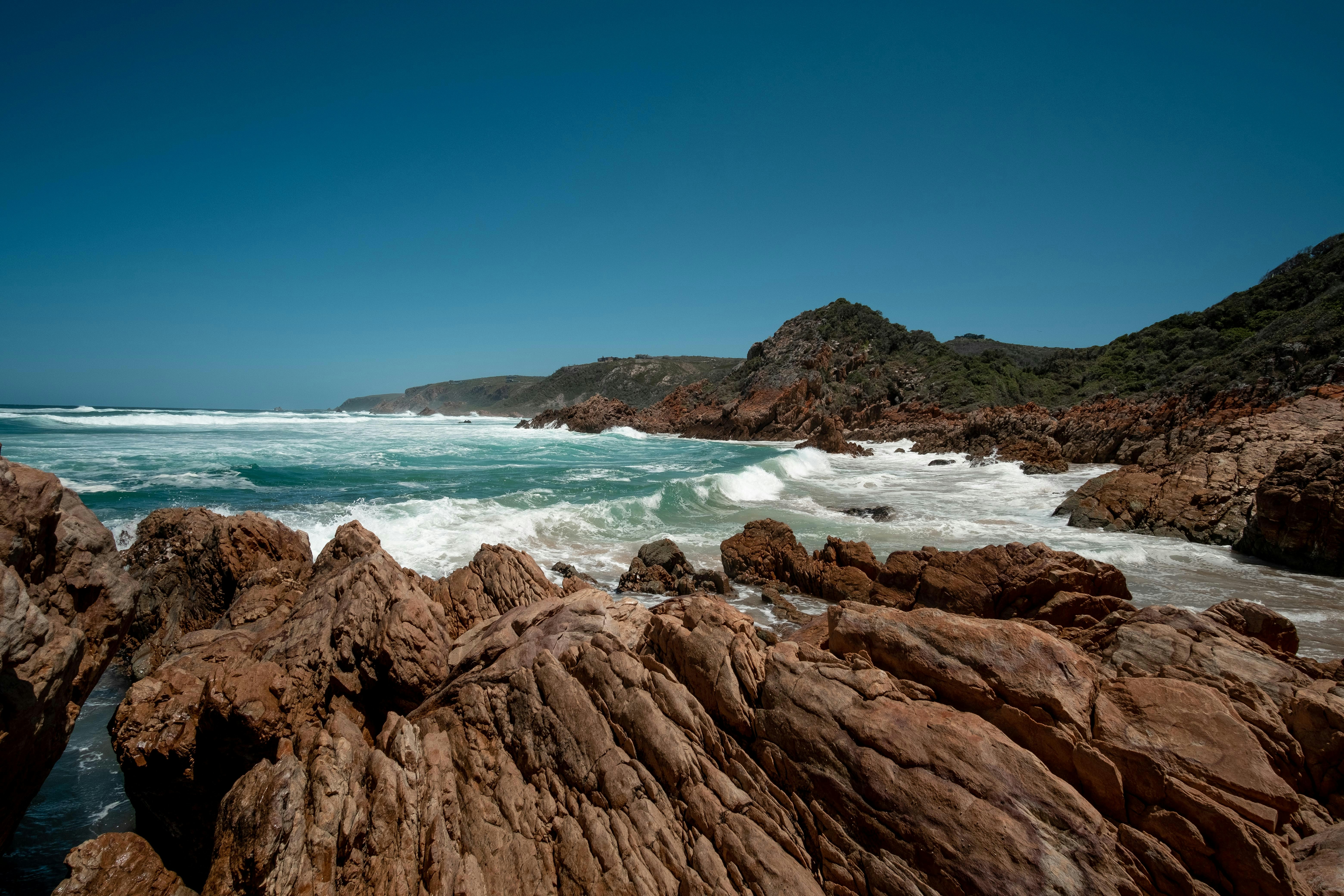 body of water photograph