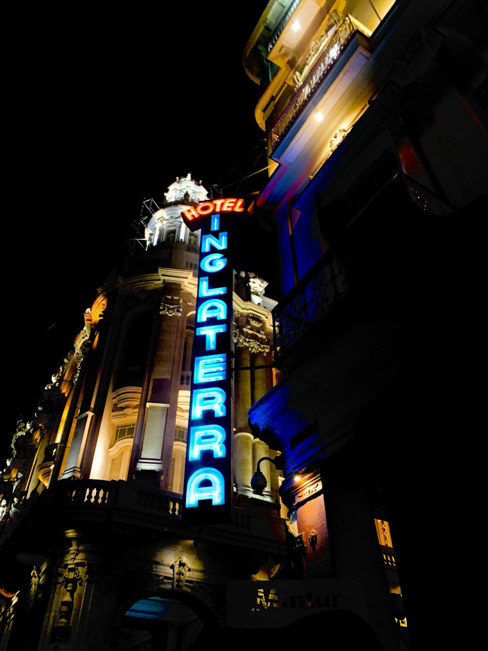 Hotel Inglaterra LED signage