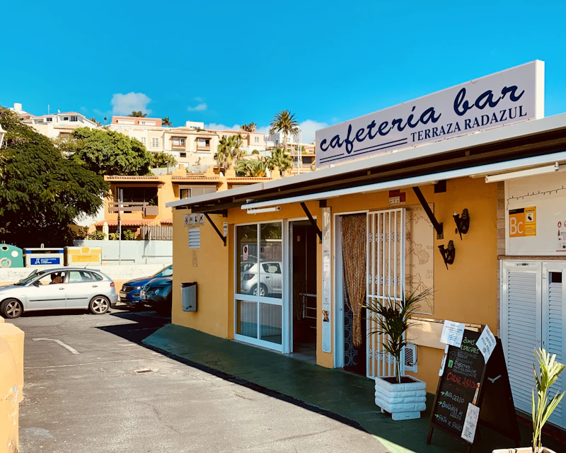 Best Pizza Places in Tenerife: Where to Go for a Proper Slice
