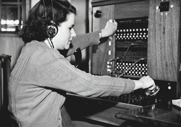 Centre d'appels IA CALLORA