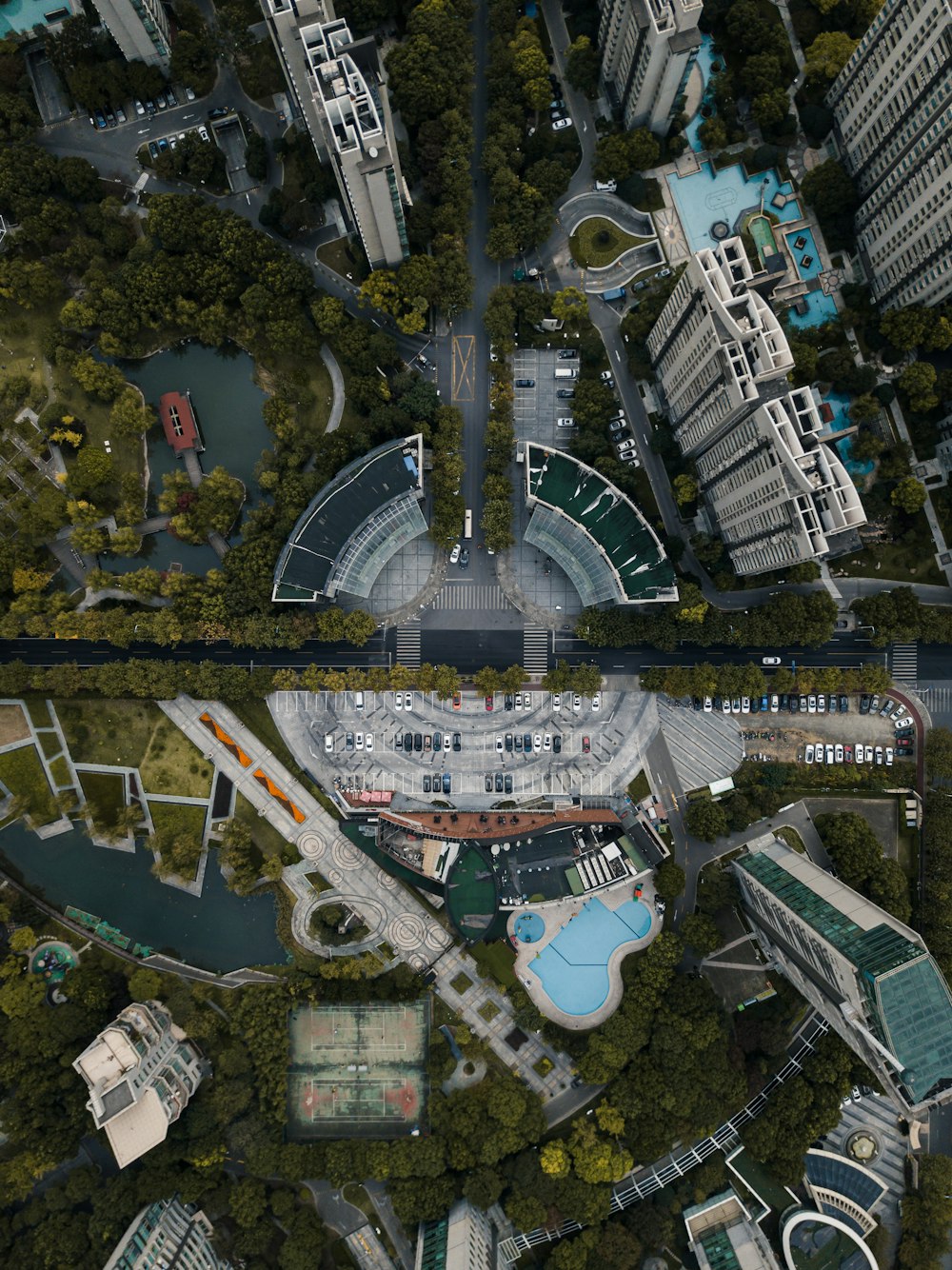 aerial photography of city high rise buildings