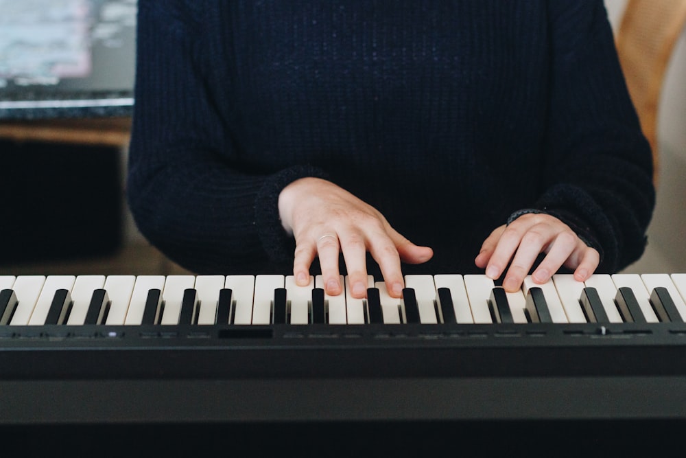 black and white electronic keyboard